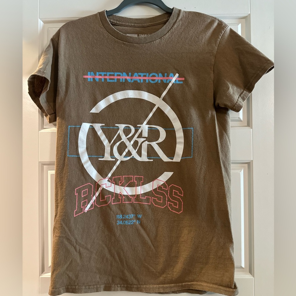 Brown Graphic T-Shirt from PacSun Adult Small